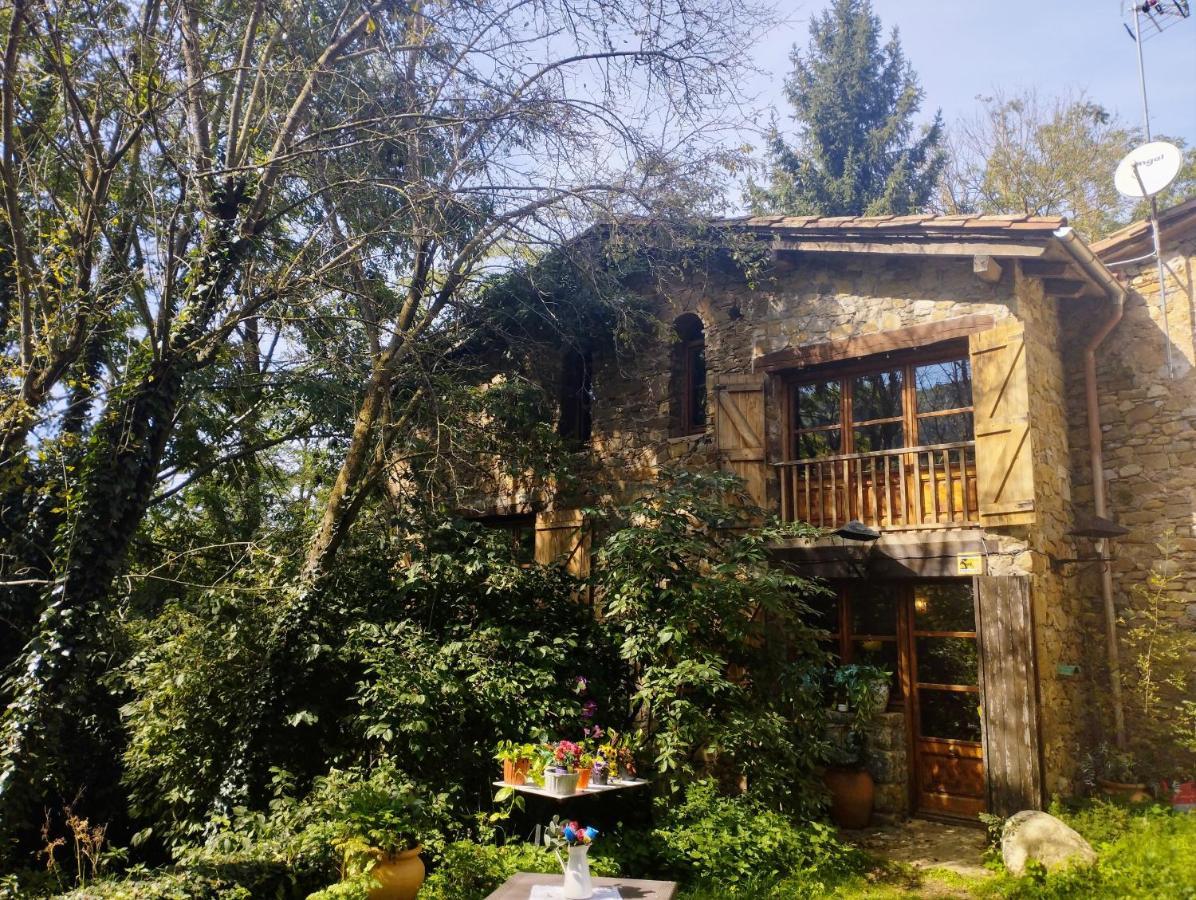 Hostal La Vall 산트 파우 데 세구리에스 외부 사진